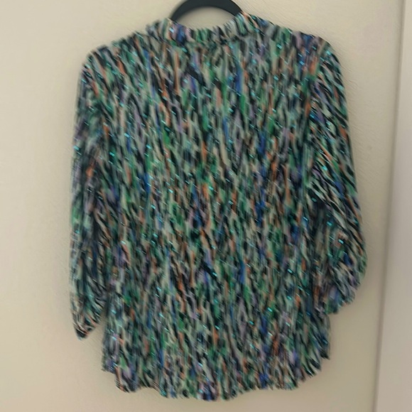 colorful, festive lightweight shirt, size medium, made by Emily Davis. - Picture 3 of 3